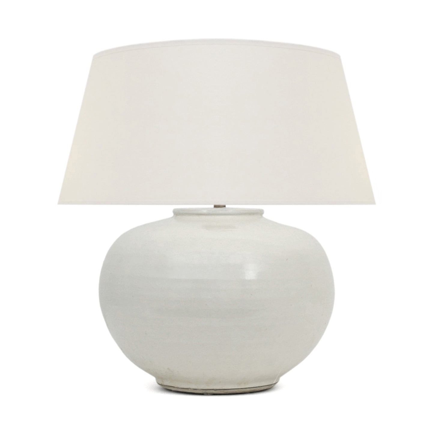 Circular White Glazed Lamp