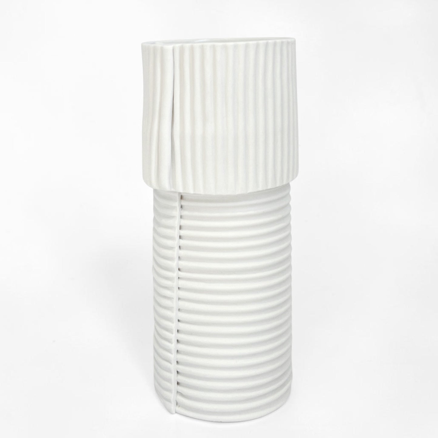 White Porcelain "Calpis" Vase - Tall