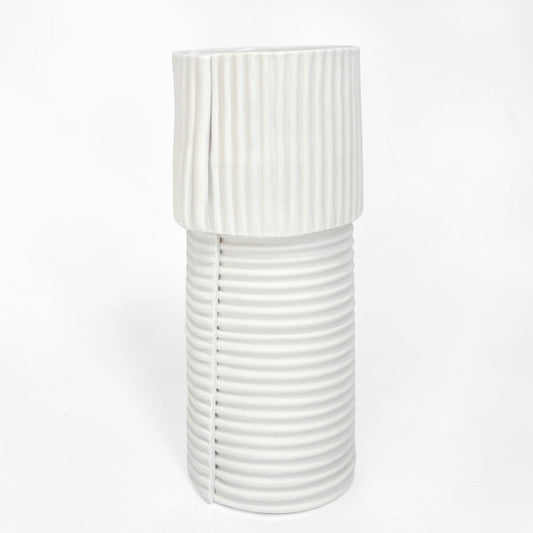 White Porcelain "Calpis" Vase - Tall