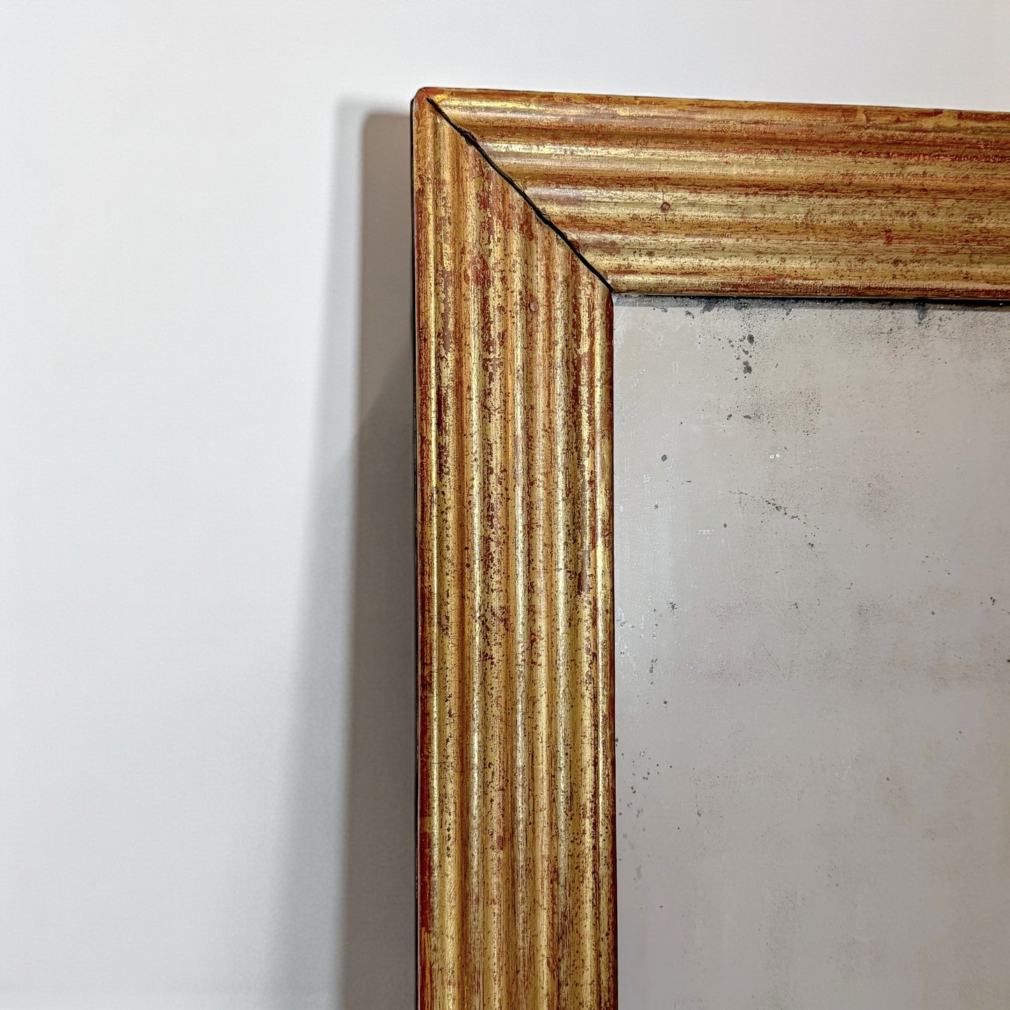 French Ribbed Giltwood Mirror