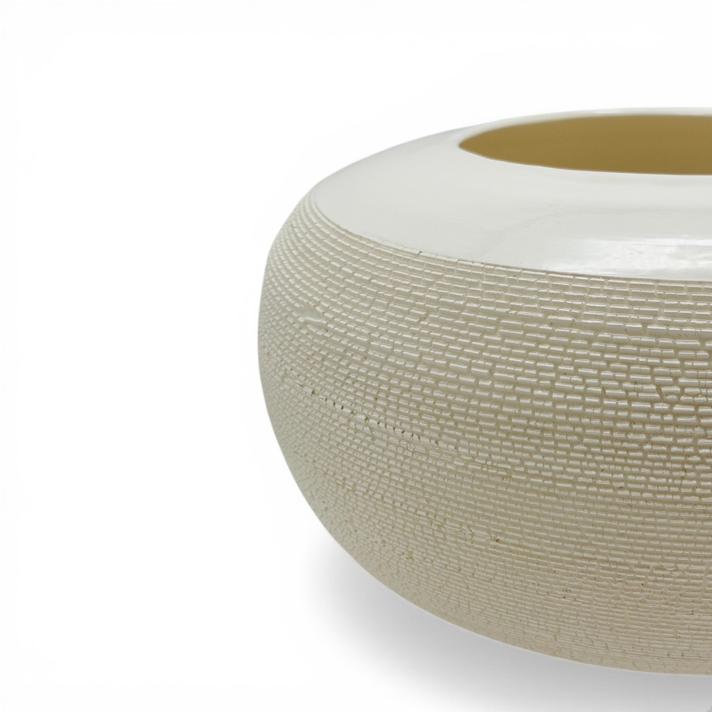 Round Porcelain Textured Vase