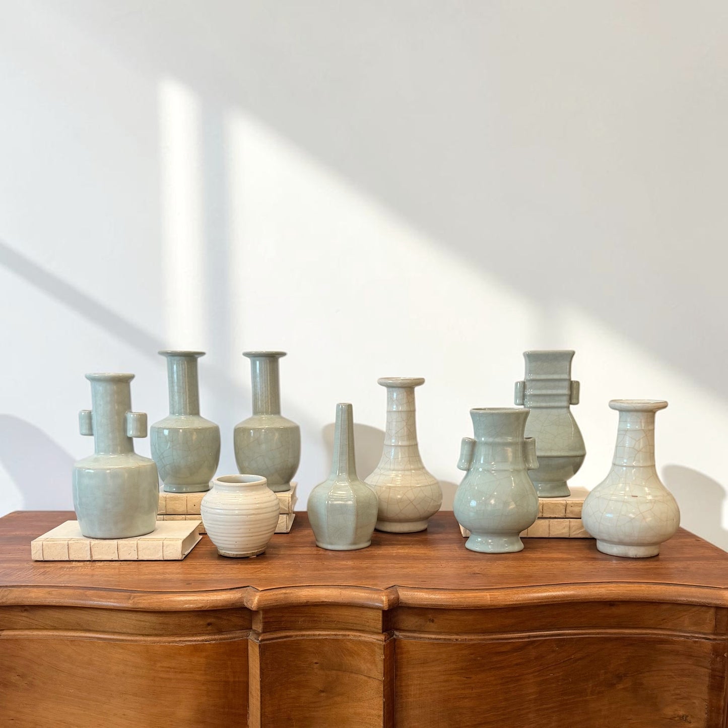 Light Green Celdaon Crackle Vase